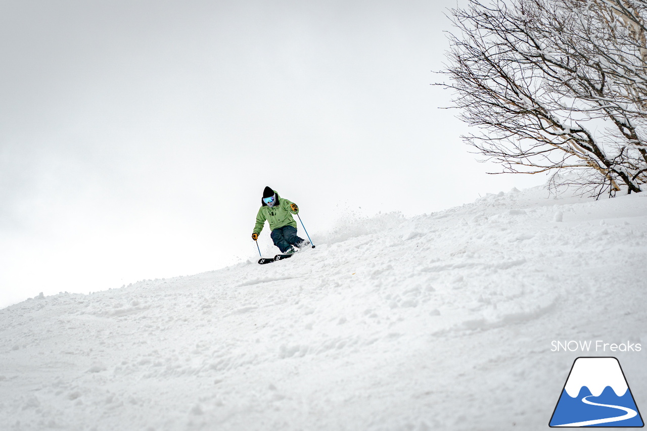 サッポロテイネ｜今シーズンは春セッション！プロスキーヤー・谷藤昌司さんと滑る１日。まさかのパウダー？！
